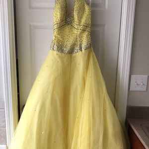 Yellow Prom dress